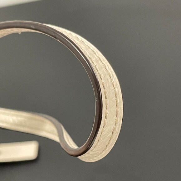 Coach Mini Pebble Leather Chalk Camera Bag (JB1137) - Picture 9 of 9